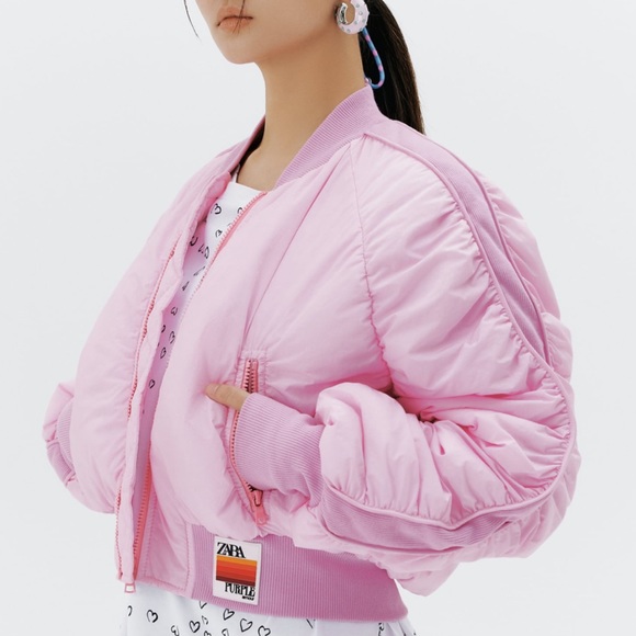 Bomber Purple Magazine - Picture 5 of 13